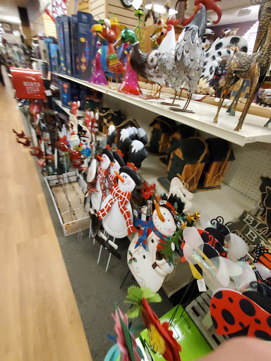 Gift Shop «Shady Maple Gift Shop», reviews and photos, 129 Toddy Dr, East Earl, PA 17519, USA