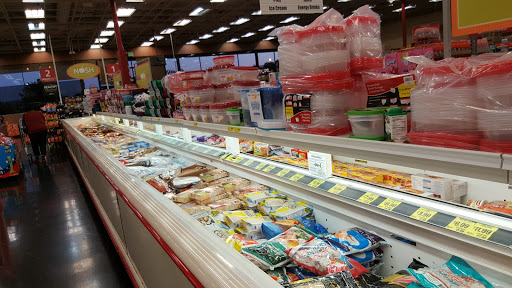 Grocery Store «Grocery Outlet Bargain Market», reviews and photos, 200 Travis Blvd, Fairfield, CA 94533, USA