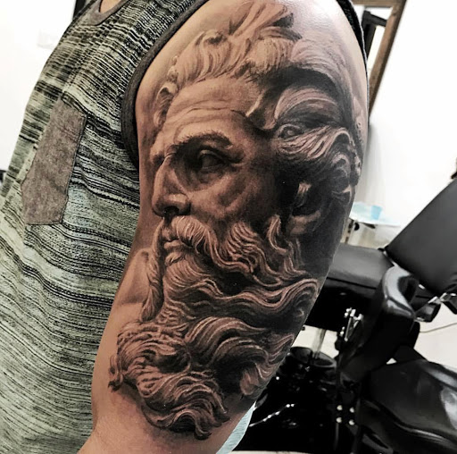 Tattoo Shop «Miami Tattoo Co.», reviews and photos, 1218 Washington Ave, Miami Beach, FL 33139, USA