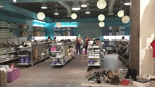 Clothing Store «Discovery Clothing Company», reviews and photos, 660 Centerview Blvd, Kissimmee, FL 34741, USA