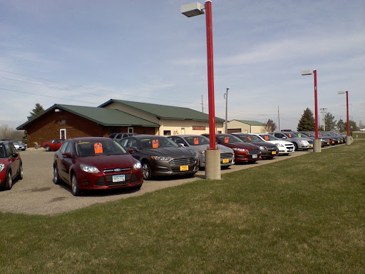 Willmar Auto Sales & Service in Willmar, Minnesota