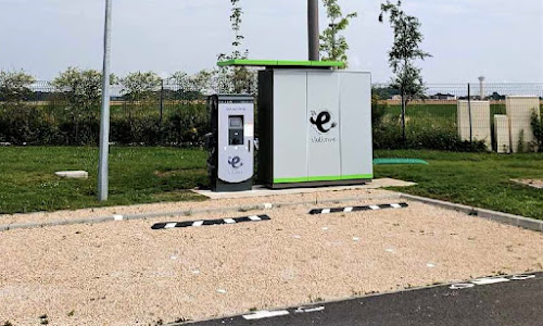 Borne de recharge de véhicules électriques Stations-e Station de recharge Montereau-sur-le-Jard