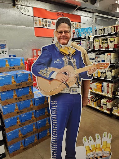 Liquor Store «21st Amendment Wine and Spirts», reviews and photos, 3404 E 146th St, Carmel, IN 46033, USA