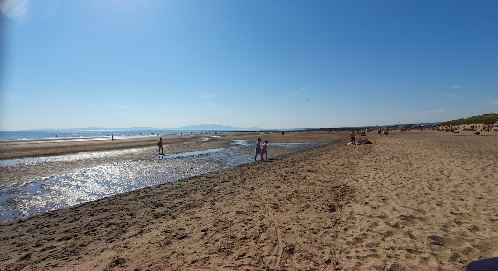 Foto von Irvine Beach mit langer gerader strand