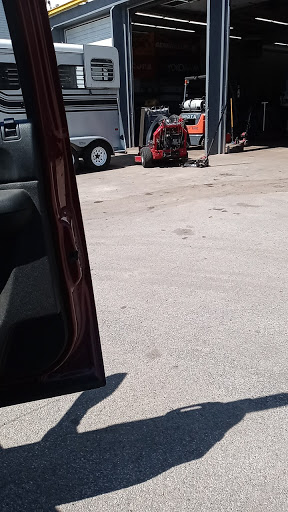 Auto Repair Shop «Belknap Tire & Auto Repair», reviews and photos, 670 Union Ave, Laconia, NH 03246, USA