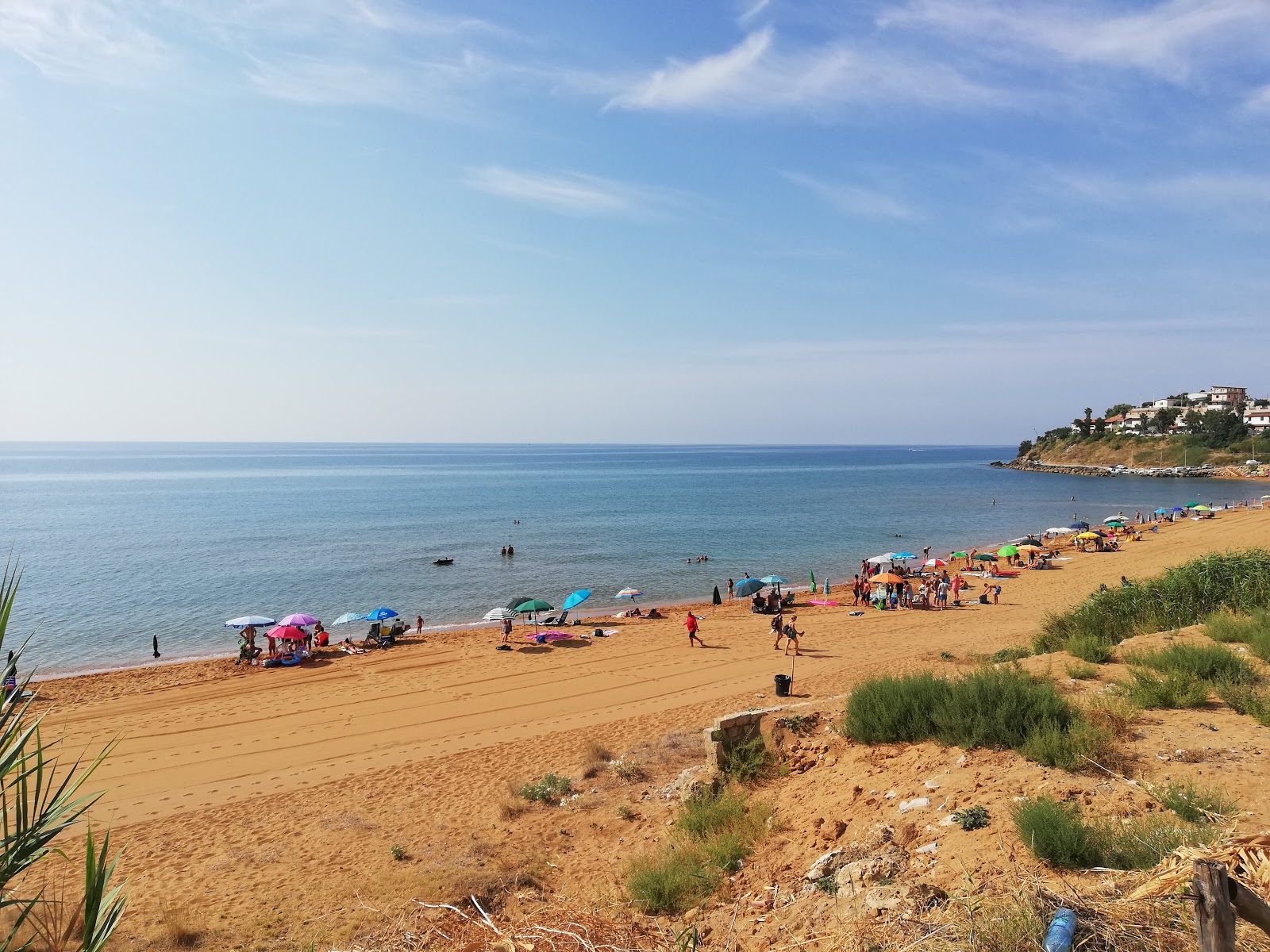Spiaggia Le Cannella'in fotoğrafı i̇nce kahverengi kum yüzey ile