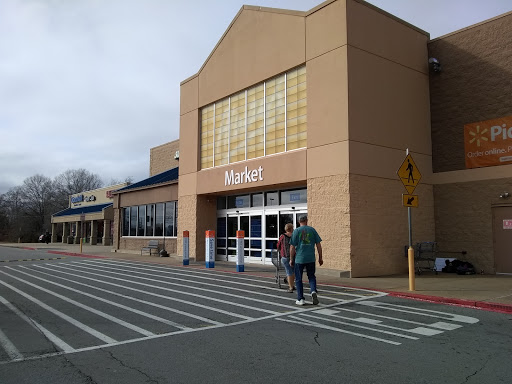 Department Store «Walmart Supercenter», reviews and photos, 3900 Dave Ward Dr, Conway, AR 72034, USA