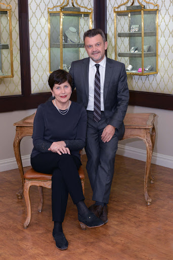 Jewelry Store «Diamond Dream Jewelry & Apparel», reviews and photos, 12 Mine Brook Rd, Bernardsville, NJ 07924, USA