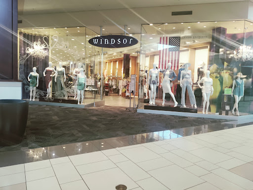 Apple Orland Square Mall, 428 Orland Square Dr, Orland Park, IL 60462, USA, 