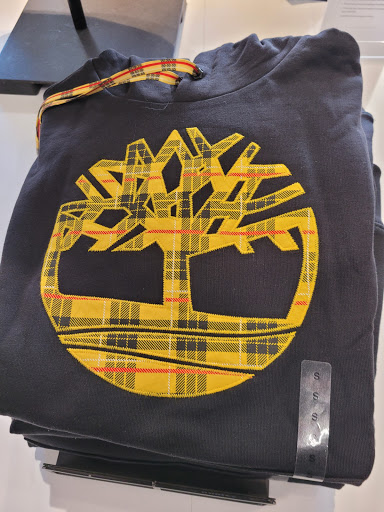 Shoe Store «Timberland Factory Store», reviews and photos, 1 Outlet Blvd #488, Wrentham, MA 02093, USA