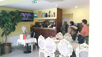 Atmosphère du Restaurant indien Restaurant Ganesh. à Saint-Maur-des-Fossés - n°3