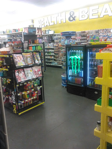 Discount Store «Dollar General», reviews and photos, 536 Sierra Ave, Earlimart, CA 93219, USA