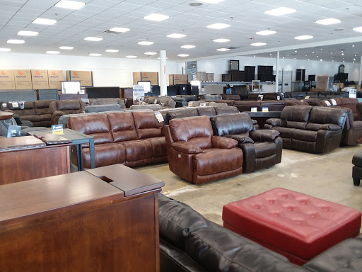 Furniture Store «Evansville Overstock Warehouse Furniture & Mattress», reviews and photos, 201 N Green River Rd, Evansville, IN 47715, USA
