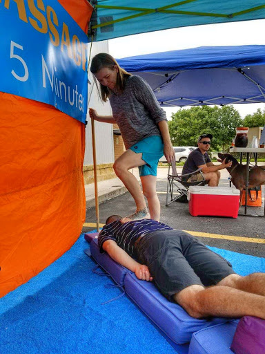 Massage Therapist «Heeling Sole Barefoot Massage», reviews and photos, 1864 Nacogdoches Rd, Alamo Heights, TX 78209, USA