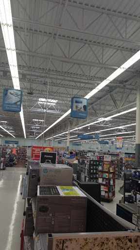 Discount Store «Walmart», reviews and photos, 910 Wolcott St, Waterbury, CT 06705, USA