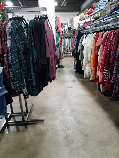 Clothing Store «Uptown Cheapskate», reviews and photos, 2100 Alamo Rd, Richardson, TX 75080, USA