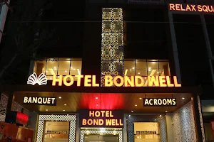 Bond well hotel image