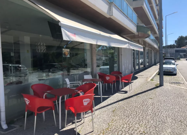 Pastelaria Panikids - Snacks e Pão quente