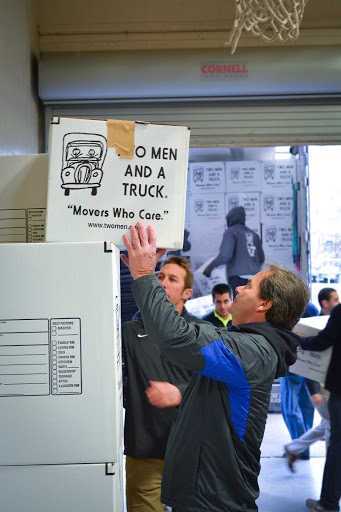 Moving and Storage Service «Two Men and a Truck», reviews and photos, 6702 L St, Omaha, NE 68117, USA