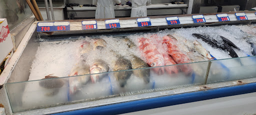 Asian Grocery Store «SF Supermarket», reviews and photos, 8004 N W Ln, Stockton, CA 95210, USA