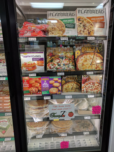 Health Food Store «Thyme & Season», reviews and photos, 3040 Whitney Ave, Hamden, CT 06518, USA