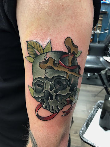 Tattoo Shop «American Ultra Tattoo», reviews and photos, 11083 Prospect Rd, Strongsville, OH 44149, USA