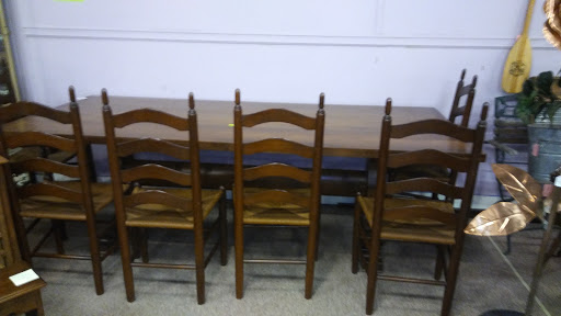 Furniture Store «Decor Furniture & Mattress Showplace», reviews and photos, 7702 W Broad St, Richmond, VA 23294, USA