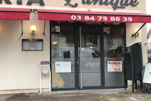 Pizzeria L'Unique image