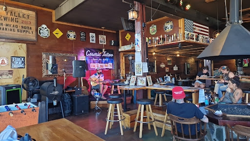 Beer Hall «Flood Valley Brewing Craft Taphouse», reviews and photos, 434 NW Prindle St, Chehalis, WA 98532, USA