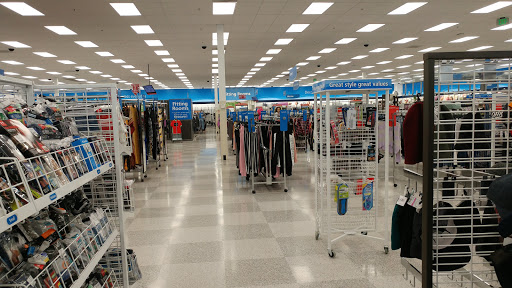 Clothing Store «Ross Dress for Less», reviews and photos, 1275 W Pearce Blvd, Wentzville, MO 63385, USA