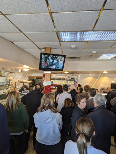 Pastry Shop «Lyndhurst Pastry Shop», reviews and photos, 256 Ridge Rd, Lyndhurst, NJ 07071, USA