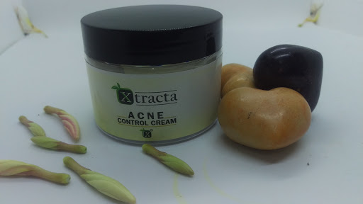 Xtracta Beauty, 5 Lewis street, Santos Layout, 100275, Lagos, Nigeria, Cosmetics Store, state Lagos
