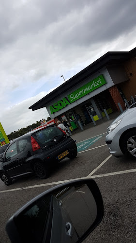 Comments and reviews of Asda Fenton Supermarket
