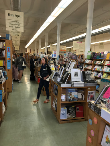 Book Store «Half Price Books», reviews and photos, 2036 Shattuck Ave, Berkeley, CA 94704, USA