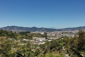 Cabañas Cerro Verde image