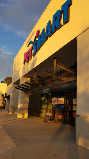 PetSmart, 850 Folly Rd, Charleston, SC 29412, USA, 