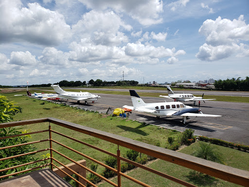 Escola de aviação civil Manaus