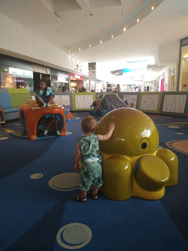 Shopping Mall «Westfield South Shore», reviews and photos, 1701 Sunrise Hwy, Bay Shore, NY 11706, USA