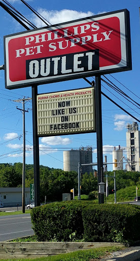 Pet Supply Store «Phillips Pet Supply Outlet», reviews and photos, 7642 Bath Pike, Bath, PA 18014, USA