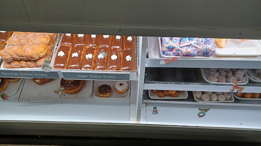 Dessert Shop «Home Cut Donuts, Inc.», reviews and photos, 815 W Jefferson St, Joliet, IL 60435, USA