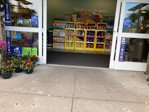 Grocery Store «Kroger», reviews and photos, 5161 Hampsted Village Center Way, New Albany, OH 43054, USA