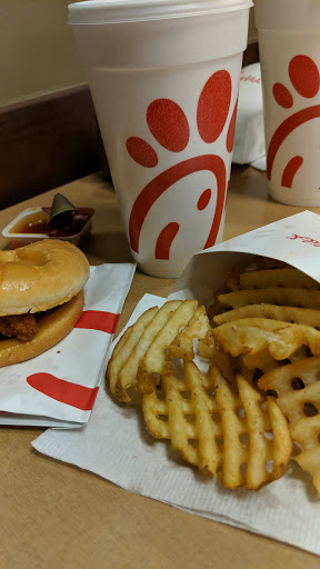 Fast Food Restaurant «Chick-fil-A», reviews and photos, 605 S James Campbell Blvd, Columbia, TN 38401, USA