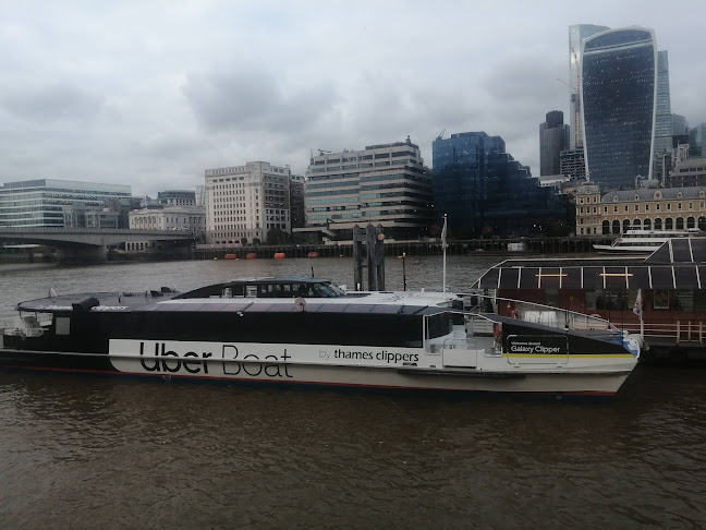 Uber Boat by Thames Clippers - London Bridge City Pier - Taxi service