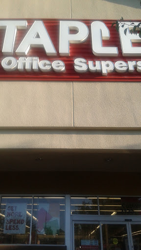 Office Supply Store «Staples», reviews and photos, 2120 17th St, Santa Ana, CA 92705, USA