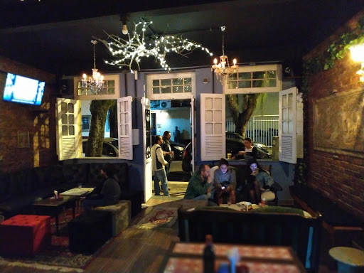 Oscar Selvagem Pub