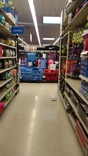 Sporting Goods Store «Academy Sports + Outdoors», reviews and photos, 7513 N Interstate Hwy 35, Austin, TX 78752, USA