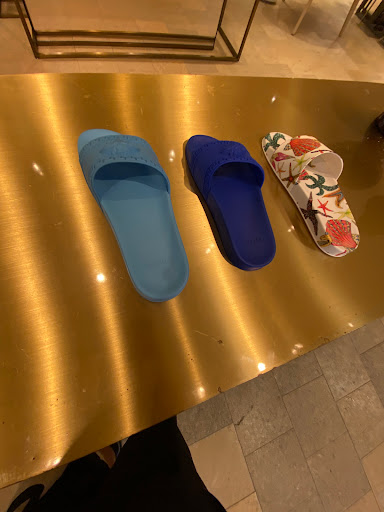 Department Store «Saks Fifth Avenue», reviews and photos, 26100 Cedar Rd, Beachwood, OH 44122, USA