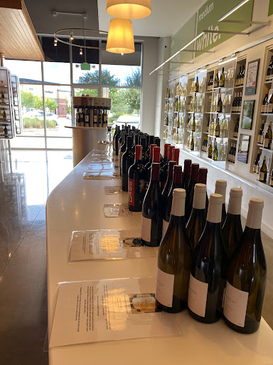 Wine Store «winestore. Morrisville», reviews and photos, 1008 Market Center Drive, Morrisville, NC 27560, USA