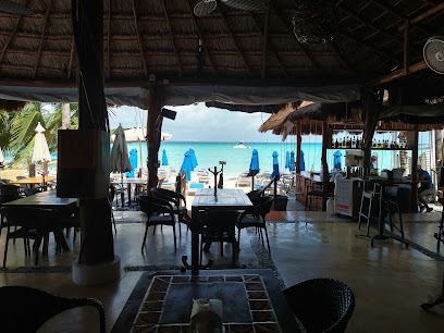 Mayan Beach Club Restaurant & Tequileria - Av Rueda Medina 78-lote 5, Centro - Supmza. 001, 77400 Isla Mujeres, Q.R., Mexico