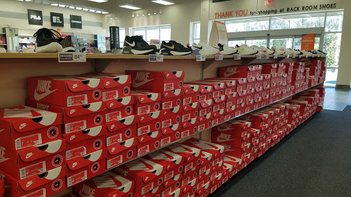 Shoe Store «Rack Room Shoes», reviews and photos, 2110 Apalachee Pkwy, Tallahassee, FL 32301, USA